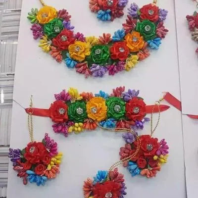 Lightweight Floral Mehndi Jewelry Set for Traditional Mayun Brides
