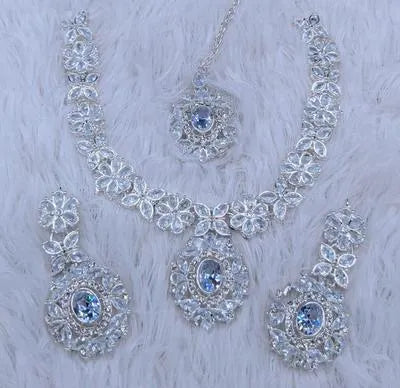 Fancy Artificial Stones Artificial Set - Adjustable Dori Drawstring Back Detail