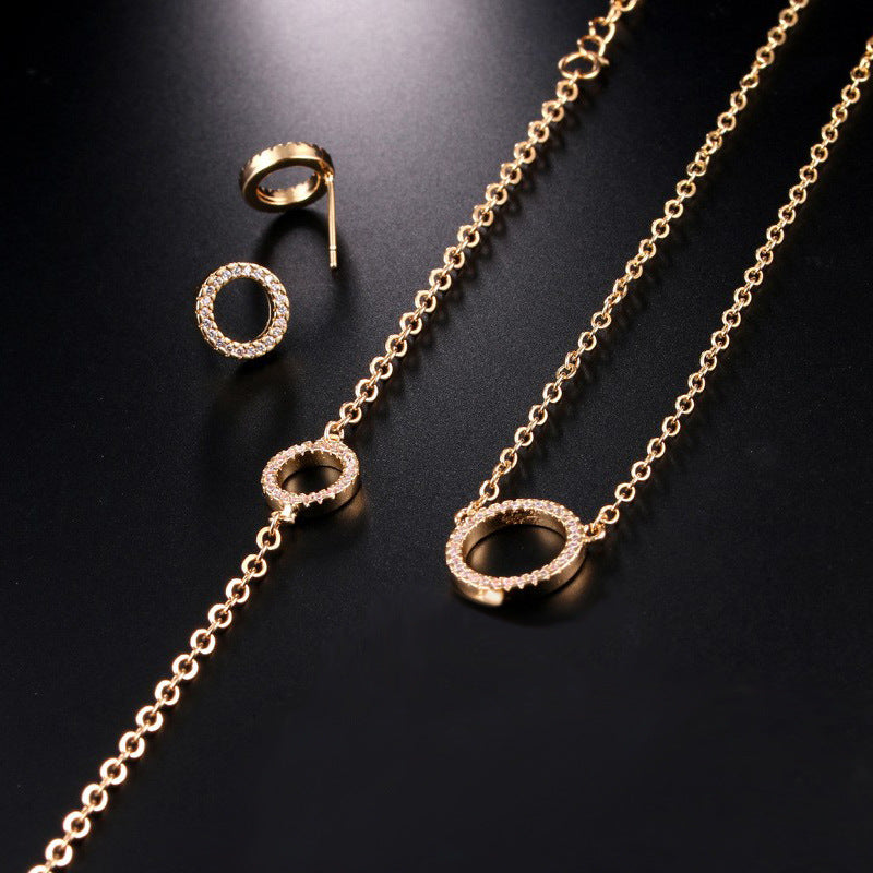 Gold Plated Crystal Ring Set - Comfort Fit Smooth Inner Band Profile Details