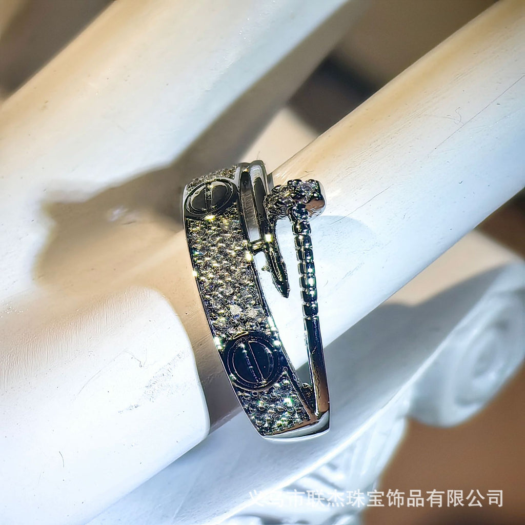Golden Plated Joker Ring - Close-up of Intricate Character Face Engraving