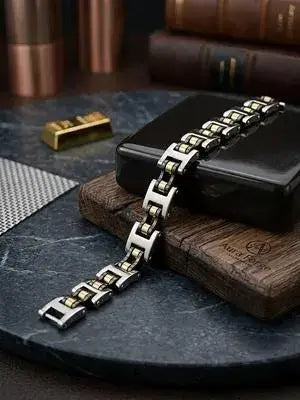 Men's Silver Chain Bracelet - Heavy Duty Polished Curb Link Closeup